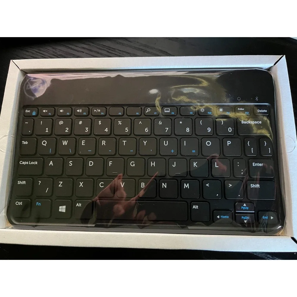Dell Wireless Keyboard/Bluetooth for Dell Tablet 8 Pro US English (460-BBHL)
